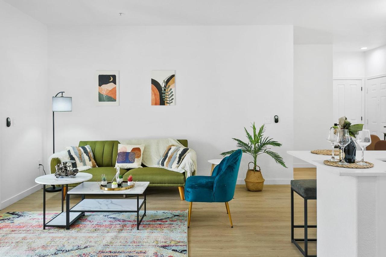 Cozysuites Glendale By The Stadium With Pool 03 Exteriör bild