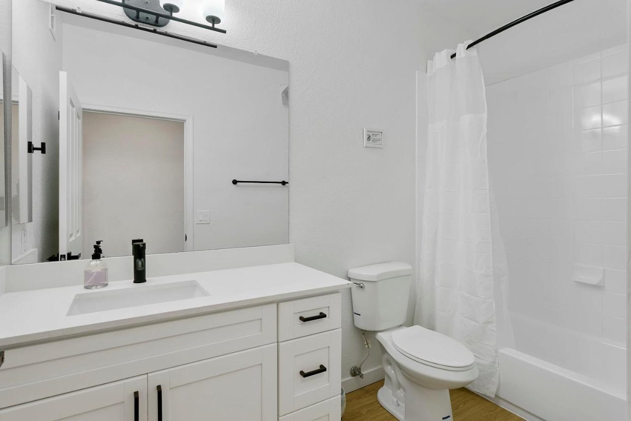Cozysuites Glendale By The Stadium With Pool 03 Exteriör bild